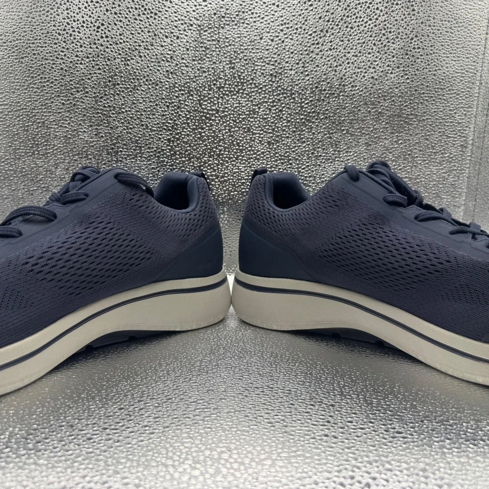 Size 15 Skechers Go Walk Arch Fit Sneaker Mens Navy Excellent Wide Fit 216116WW